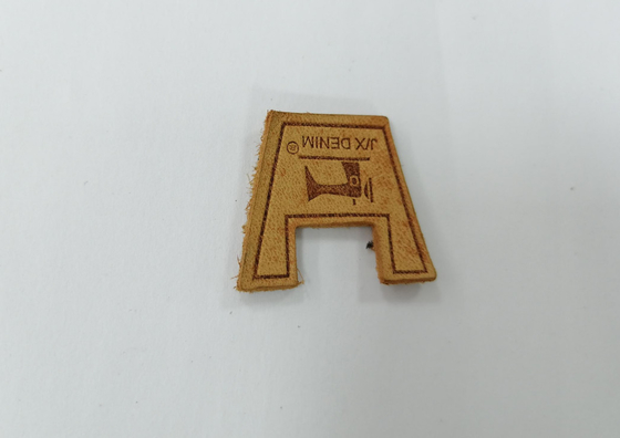 May trên quần áo Bản vá da thật Logo nổi cho hàng may mặc