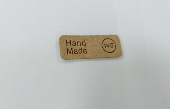 Logo in nổi Microfiber Da PU Các bản vá lỗi có thể giặt được Nhãn may trên quần áo