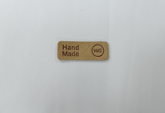 Logo in nổi Microfiber Da PU Các bản vá lỗi có thể giặt được Nhãn may trên quần áo