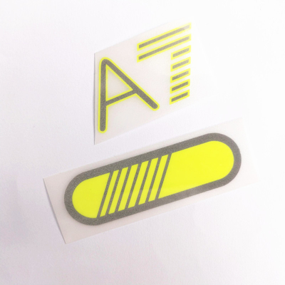 Nhãn quần áo truyền nhiệt silicon 3D thân thiện với môi trường với hiệu ứng phản quang