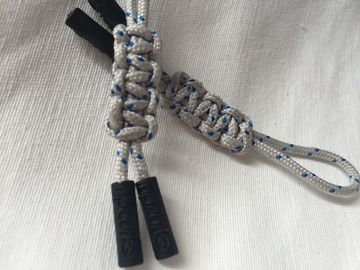 Kẹp kéo Paracord làm bằng tay 3 màu