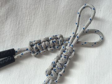 Kẹp kéo Paracord làm bằng tay 3 màu