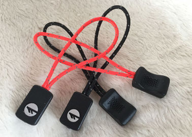 Biểu trưng 3D cá nhân Skiwear Thể thao cao su Zipper Puller Micro Injection