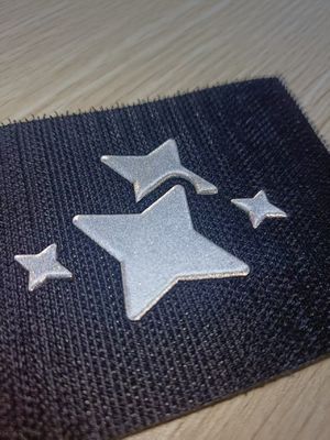 Nhà máy Sắt trên Custom 3D Tpu Badge Tấm đúc TPU đốm cho quần áo nhãn tùy chỉnh