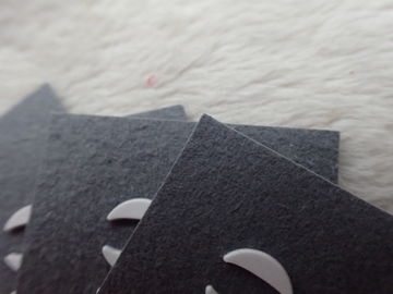 Các bản vá lỗi cao su da lộn cao cấp màu xám nhập khẩu mềm ， Với Logo tiêm vi tùy chỉnh