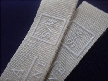 Nhãn vải in màu trắng với logo Silicone cho quần áo thể thao Patch