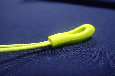 Dây kéo cao su không độc hại TPU có dây Polyester dễ dàng tạo hình