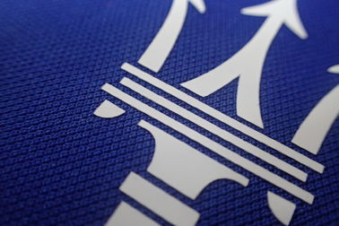 Logo tùy chỉnh mực truyền nhiệt Bản vá nhãn vải cho áo polo Polo Quần áo thể thao