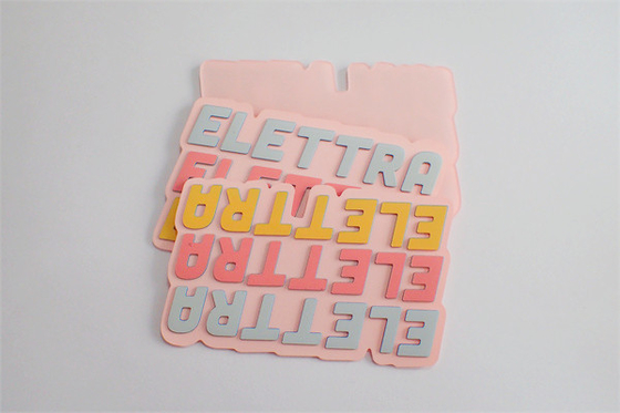 Nhãn in lụa PVC TPU tùy chỉnh với 3 màu Pantone