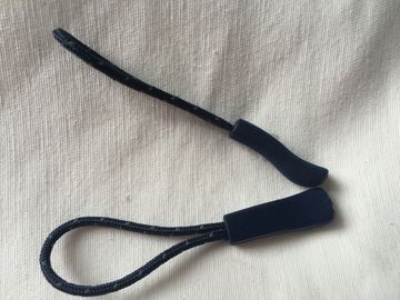Thiết kế Vivid Durable Rubber Zipper Kéo cho Quần áo Bất kỳ Kích thước Có sẵn