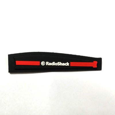 Từ khóa quần áo thiết kế tùy chỉnh Áo sơ mi 3D Logo 3D Huy hiệu bằng nhựa silicon cho hàng may mặc