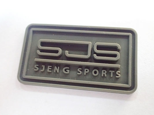 Phụ kiện may mặc Quần áo in nổi Logo cao su tùy chỉnh Nhãn PVC Patch